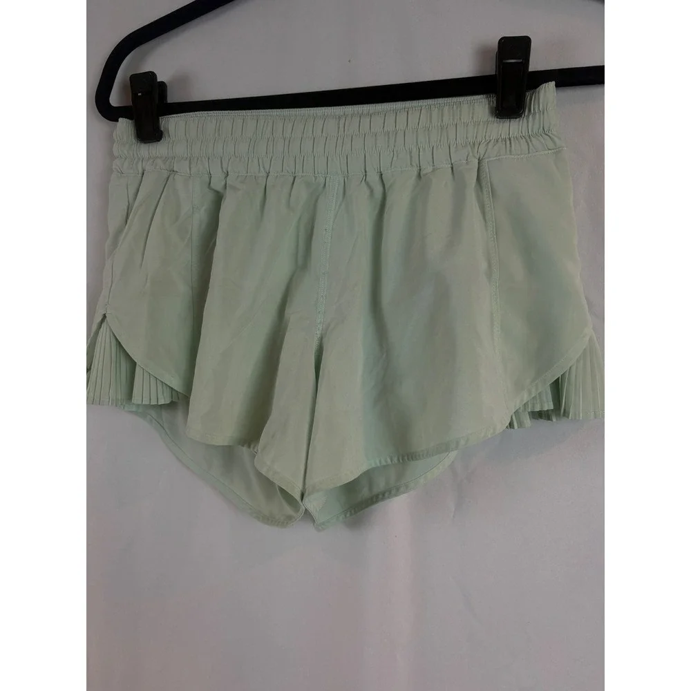Lululemon Track That Mid-Rise Lined Short 3" Pleat Mint Green Running Shorts 6 - Picture 4 of 9